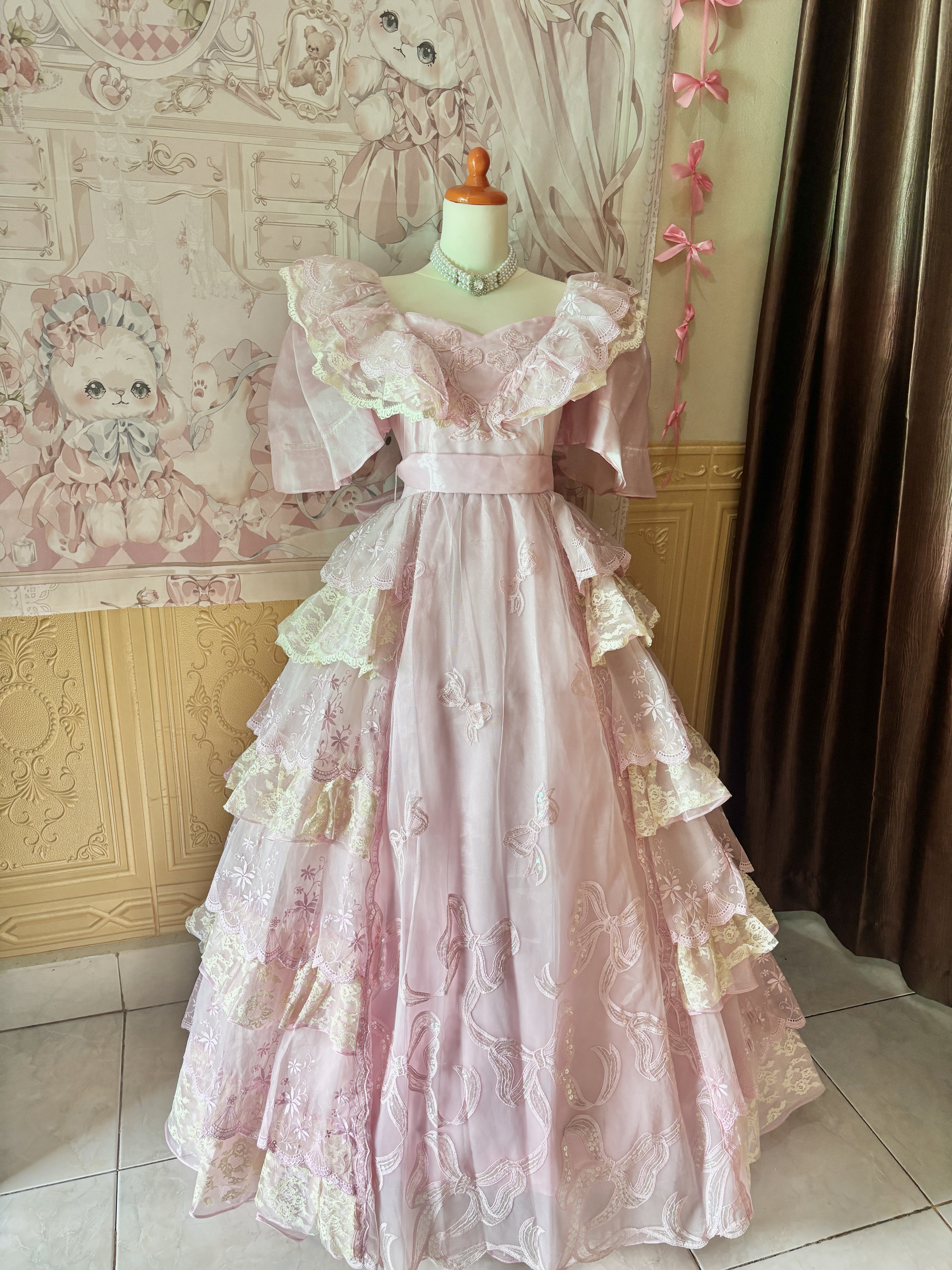 Ribbon dress