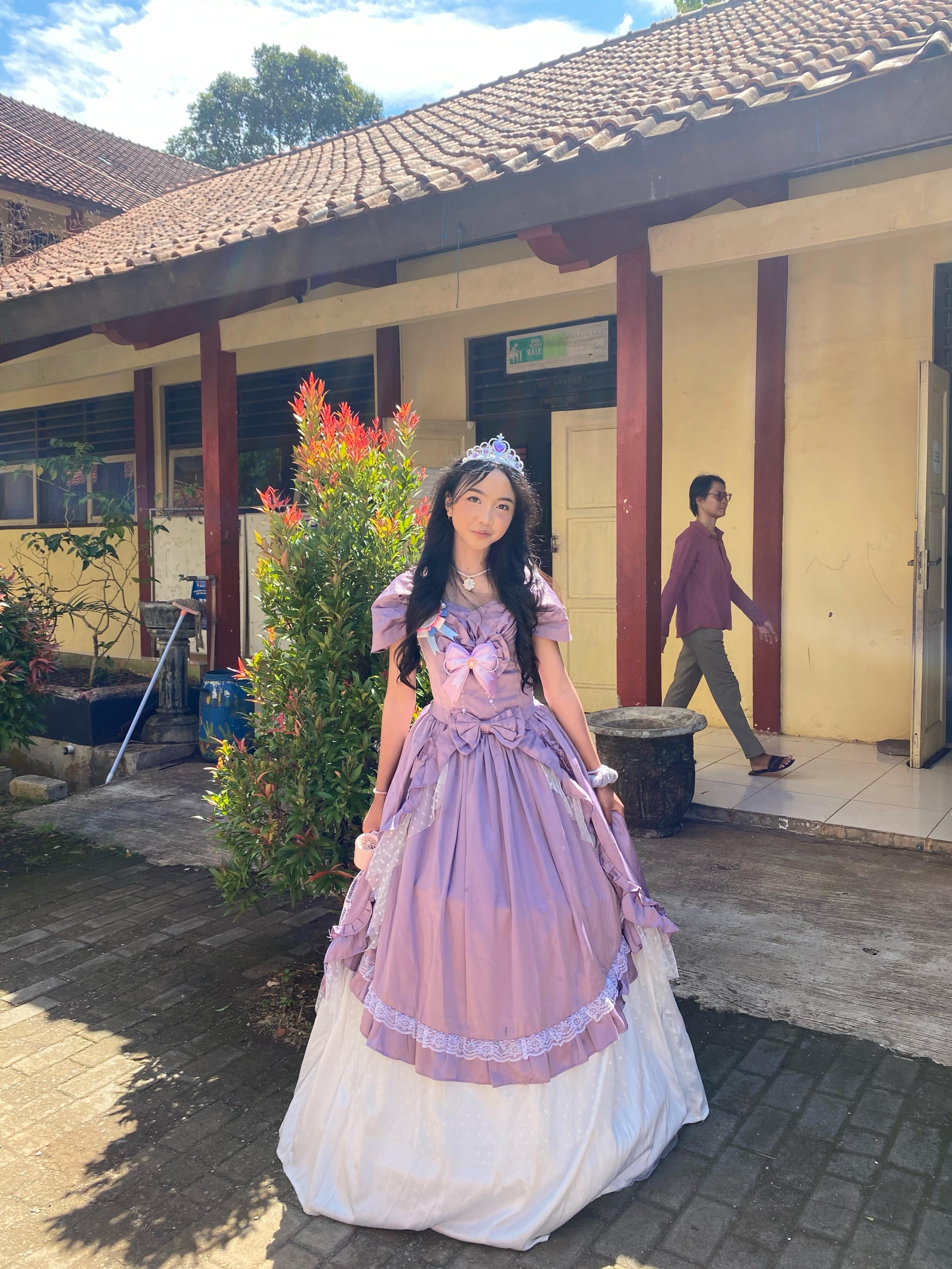 Hellena dress